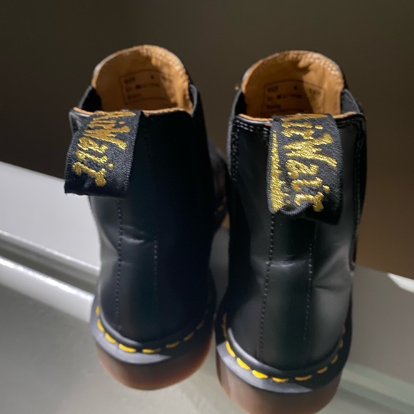 Dr. Martens 2976 VINTAGE MADE IN ENGLAND CHELSEA BOOTS sz 7 - Picture 6 of 9